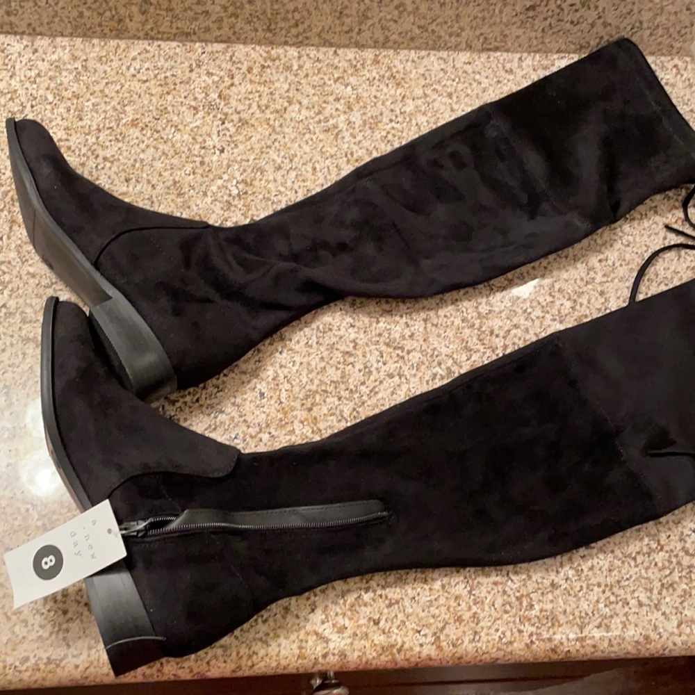 Over the knee black boots size 8 NWT
